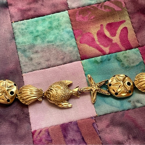 VINTAGE 14K YELLOW GOLD STARFISH, SHELL, AND SAND DOLLAR BRACELET 7” FINAL 🩷 - Picture 14 of 17